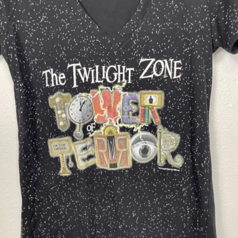 Disney Twilight Zone Tower of Terror V-neck Cotton T-shirt Size: XL